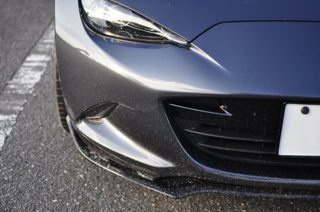 泥汚れの付いた車体