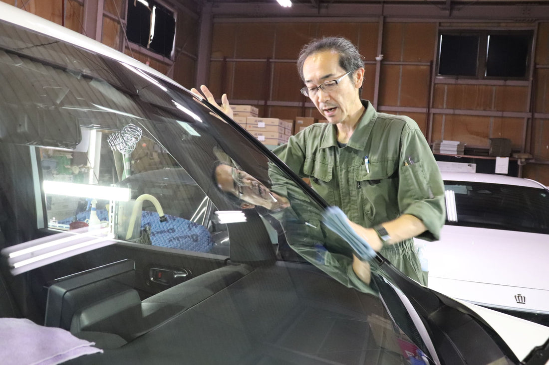 コーティングされた赤い車